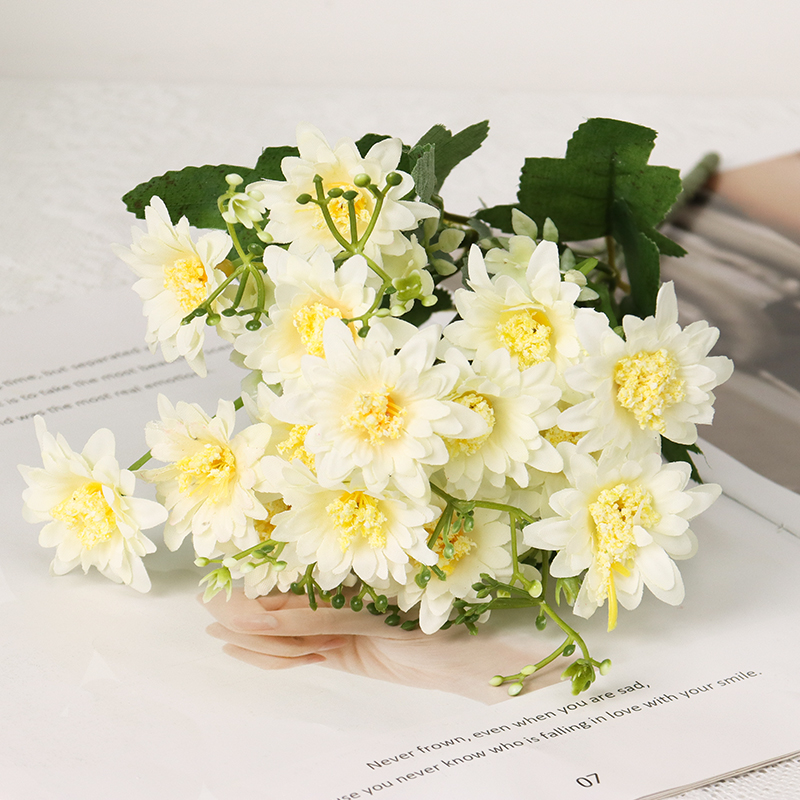 Artificial Flowers Chrysanthemum Family Party Winter Party Decoration